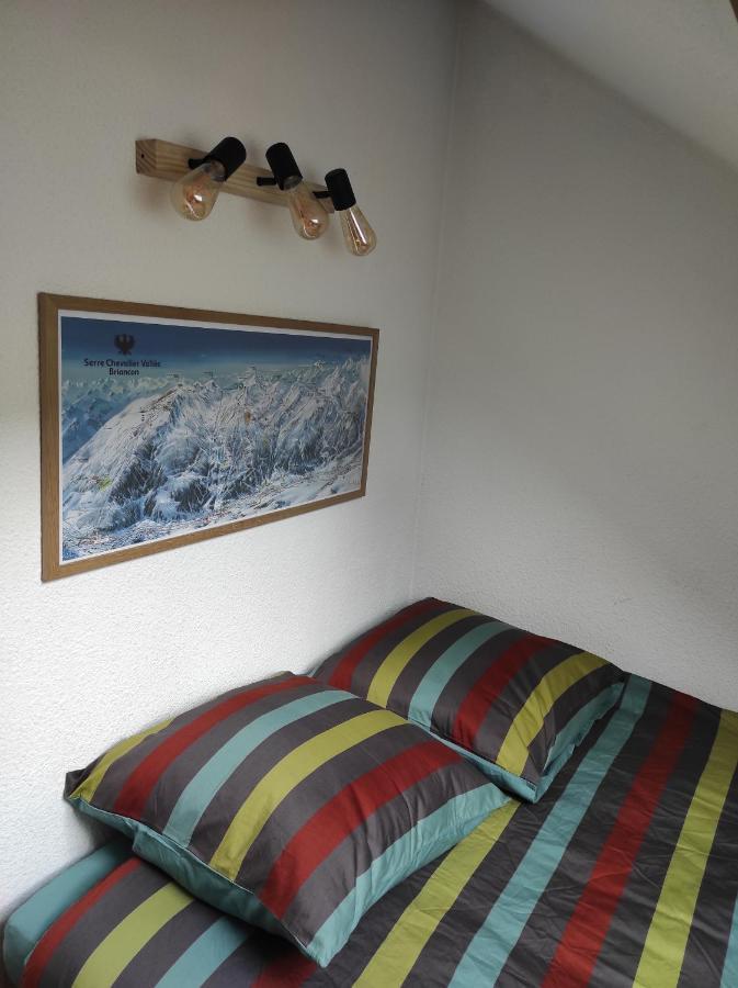 Appartement Vue Montagne, Cosy Et Chaleureux Briançon Buitenkant foto